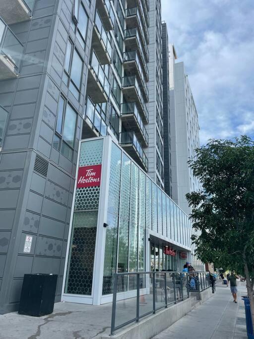 3 Beds; 2 Baths, Downtown Center; Ac; Pet Friendly