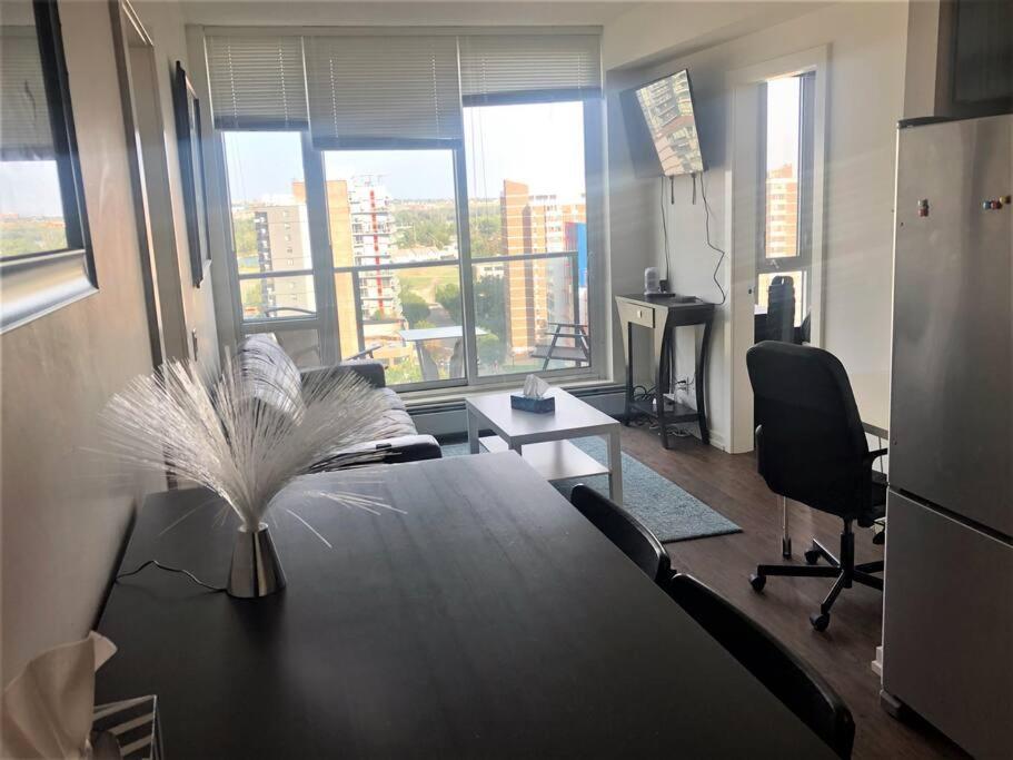 Apartment 3 Beds; 2 Baths, Downtown Center; Ac; Pet Friendly *