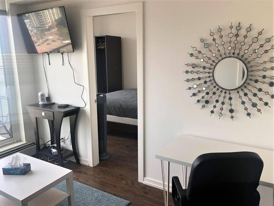3 Beds; 2 Baths, Downtown Center; Ac; Pet Friendly Apartment